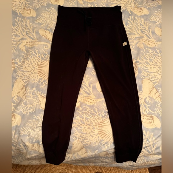 Vuori Daily Legging, regular length, size L - Picture 4 of 6